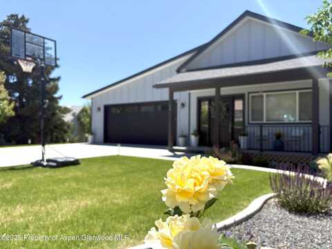 88 Green Mesa Place, Parachute, CO 81635