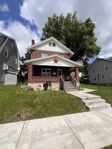 220 27th Avenue, Altoona, PA 16601