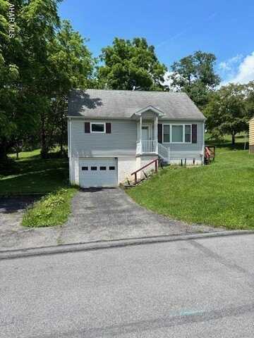 716 E Hartzell Avenue, Altoona, PA 16602