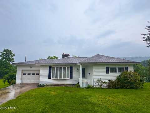 2715 16th Street, Altoona, PA 16601