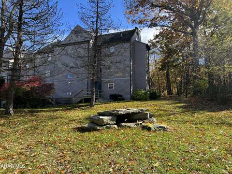 215 E Valley Point Lane, Claysburg, PA 16625