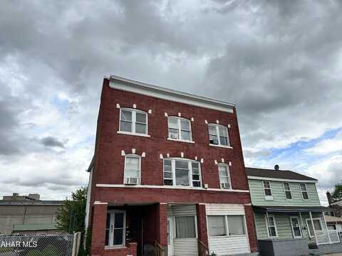 1002 8th Avenue, Altoona, PA 16602