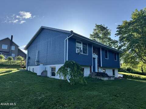 132 Laurel Drive, Gallitzin, PA 16641