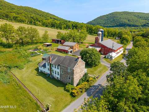 346 Lower Snake Spring Road, Everett, PA 15537