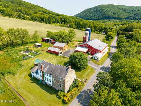 346 Lower Snake Spring Road, Everett, PA 15537