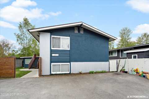2808 W 29th Avenue, Anchorage, AK 99517