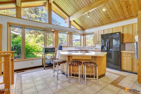 2628 Turnagain Parkway, Anchorage, AK 99517
