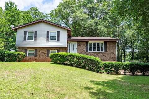 911 BENCHMARK DR, Albany, GA 31721