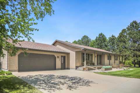 12977 Richmond Heights Drive, Aberdeen, SD 57401