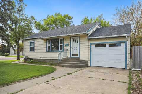 520 SE 10th Avenue, Aberdeen, SD 57401
