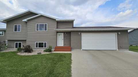 906 SW 16th Avenue, Aberdeen, SD 57401
