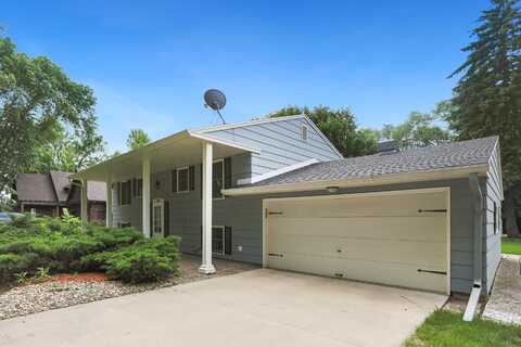 1231 N Kline Street, Aberdeen, SD 57401