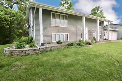 12907 Prairiewood Drive, Aberdeen, SD 57401