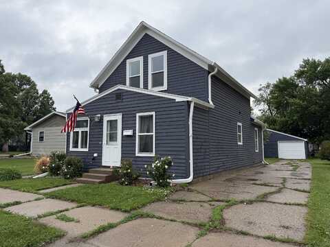 213 N Penn Street, Aberdeen, SD 57401