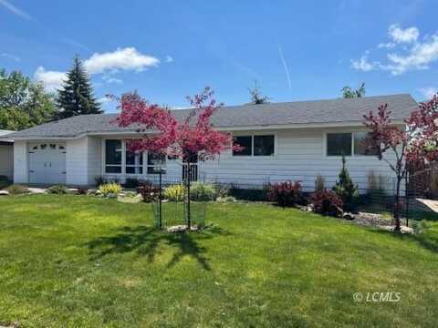 943 S. 4th, Lakeview, OR 97630