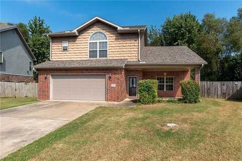 1103 SE Phoenix ST, Bentonville, AR 72712