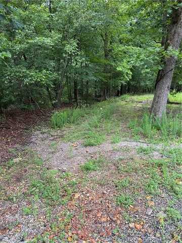 Wickham LN, Bella Vista, AR 72714