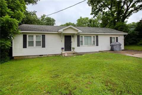 204 Kate Smith ST, Prairie Grove, AR 72753