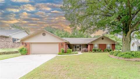 1702 Granada DR, Springdale, AR 72762