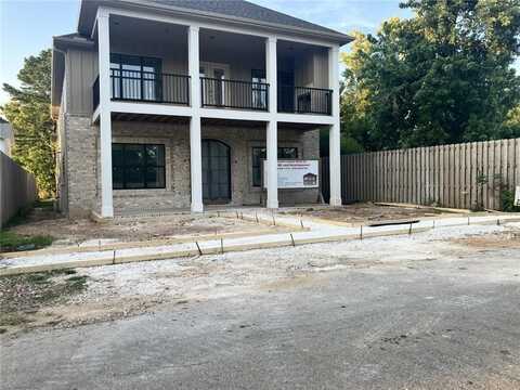400 NW 7th ST, Bentonville, AR 72712