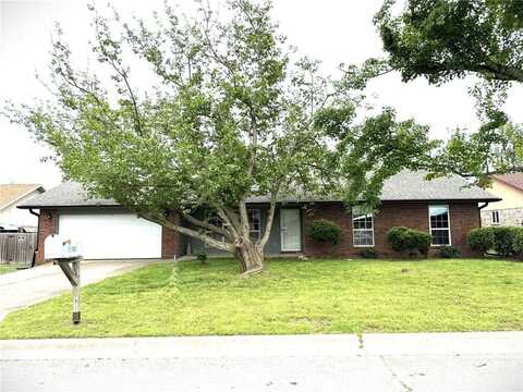 1105 N Cardinal DR, Rogers, AR 72756