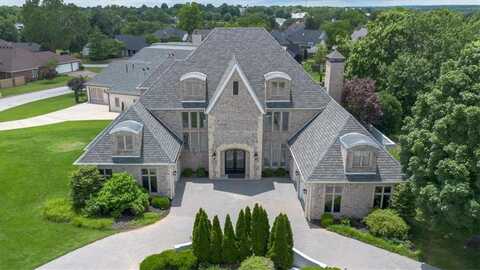 1 W Colonial DR, Rogers, AR 72758