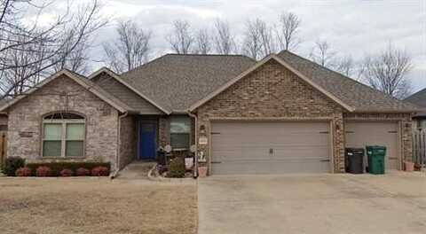 4403 Meadow Oaks DR, Rogers, AR 72758