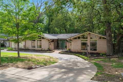301 S Dogwood ST, Siloam Springs, AR 72761