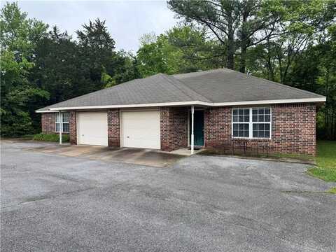 523 S Dockery LN, Fayetteville, AR 72701