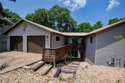 19 Bobwhite LN, Holiday Island, AR 72631