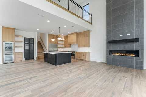 903 NE 2nd ST, Bentonville, AR 72712