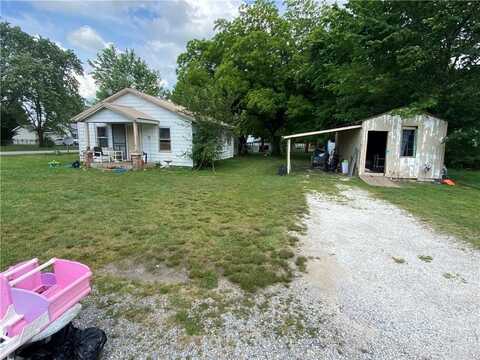 100 Quincy AVE, Lincoln, AR 72744