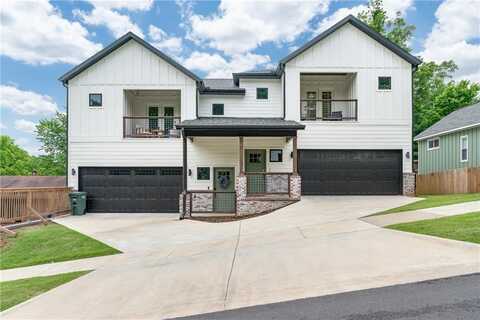 215 Center ST, Fayetteville, AR 72701