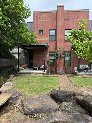 808 S Locust AVE, Fayetteville, AR 72701