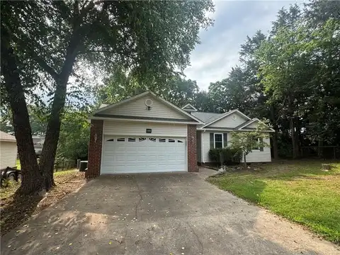 1508 Lois PL, Searcy, AR 72143