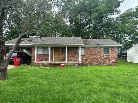 30 S 5th AVE, Dardanelle, AR 72834