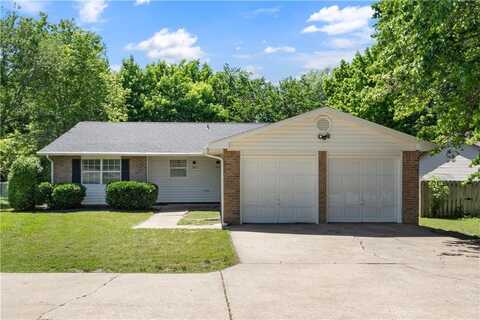 3021-3023 N Old Missouri RD, Fayetteville, AR 72703