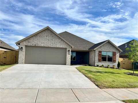 401 Palm ST, Centerton, AR 72713