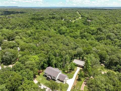 112 E Woodside LN, Rogers, AR 72756
