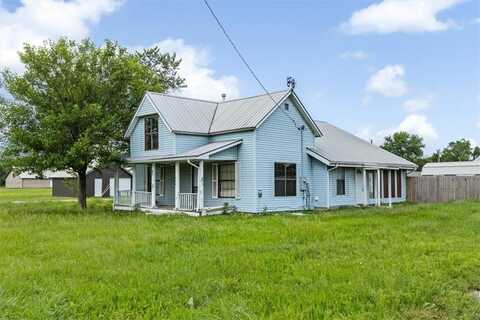 904 Main ST, Gentry, AR 72734