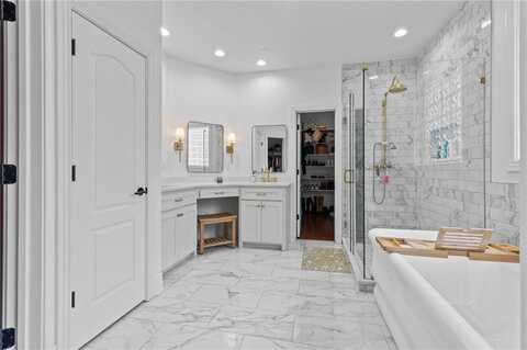 4162 Morning Mist DR, Fayetteville, AR 72704
