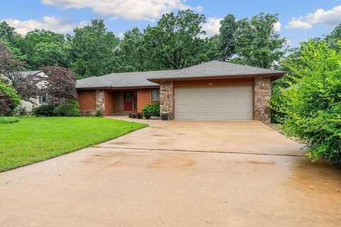 11 Yarmouth DR, Bella Vista, AR 72715
