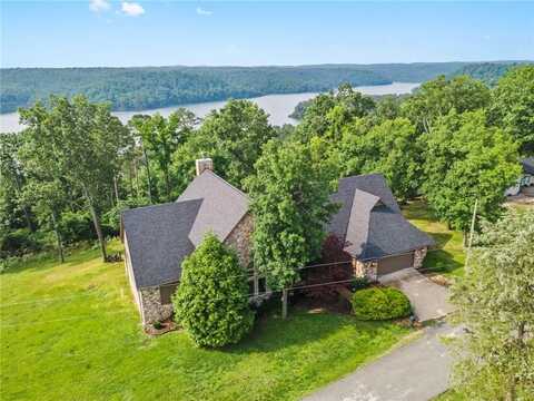 8093 Rockwood LN, Rogers, AR 72756