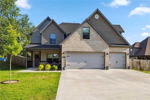 201 Ryder ST, Gentry, AR 72734
