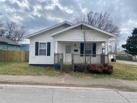 703 Center AVE, Springdale, AR 72764