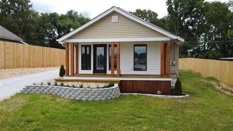 219 N Chestnut ST, Harrison, AR 72601