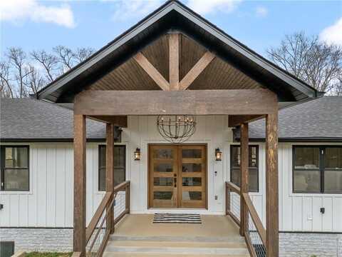 12698 Bush RD, Centerton, AR 72719