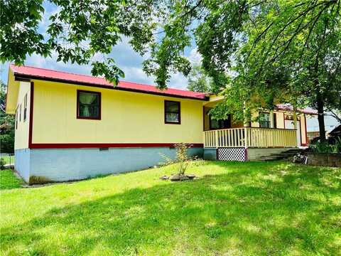 720 CIRCLE DR, Berryville, AR 72616