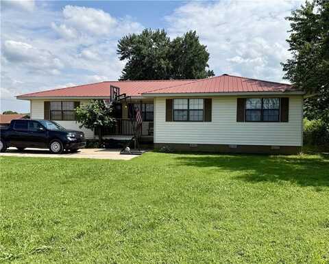 23933 J M Summers RD, Summers, AR 72769