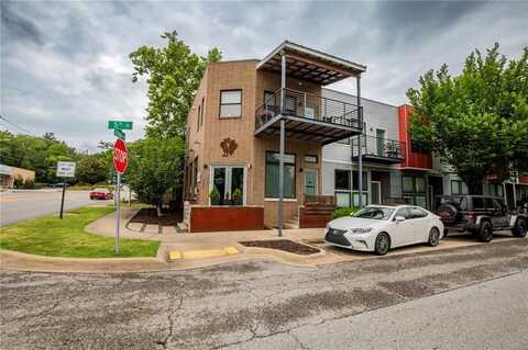 390 #1 & #2 W 5th ST, Fayetteville, AR 72701